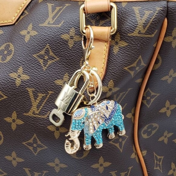 100% Auth Louis Vuitton Lock & Key with unbranded Bagcharm, Keycharm, Keychain - Picture 6 of 6